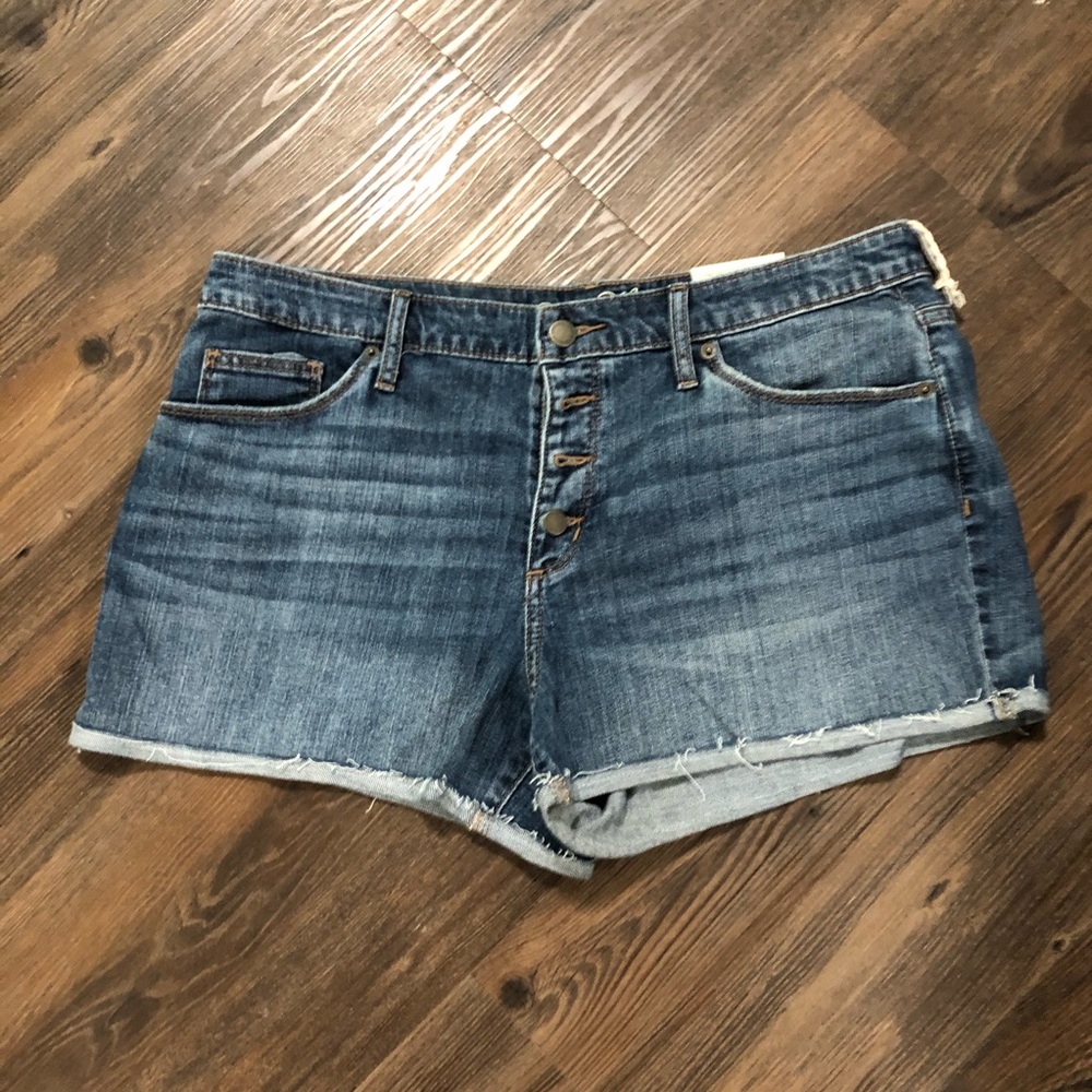 High rise Shortie shorts, 12